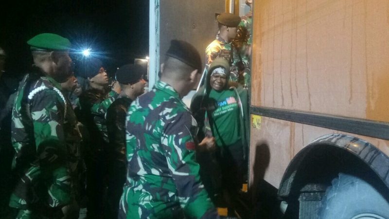 Ratusan Warga Dari Lima Kampung Di Distrik Tembagapura Dievakuasi ke Timika