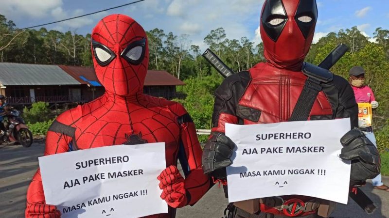 Edukasi Humanis Superhero Polres Mimika Tentang  Bahaya Covid 19