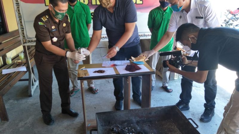 Polres Mimika Musnahkan BB Narkotika Jenis Tembakau Sintetis 17,69 Gram