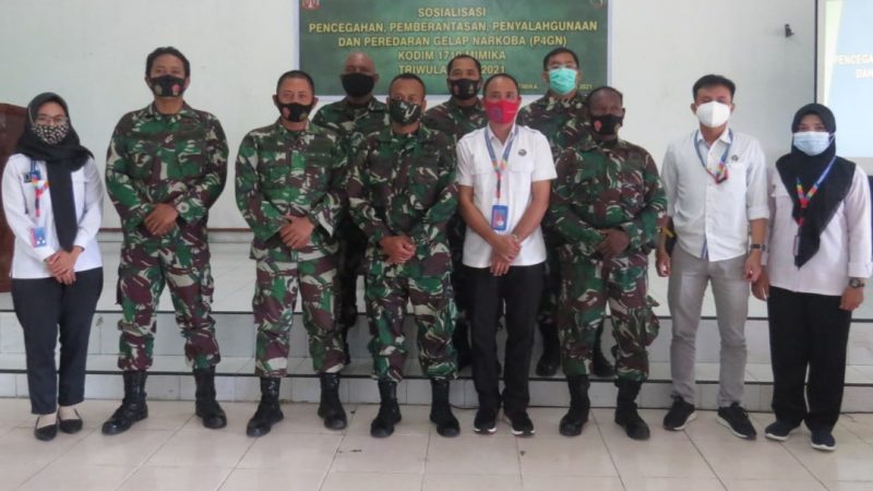 Cegah Bahaya Narkoba,  Kodim 1710/Mimika Gelar Sosialisasi P4GN Bagi Prajurit TNI dan PNS