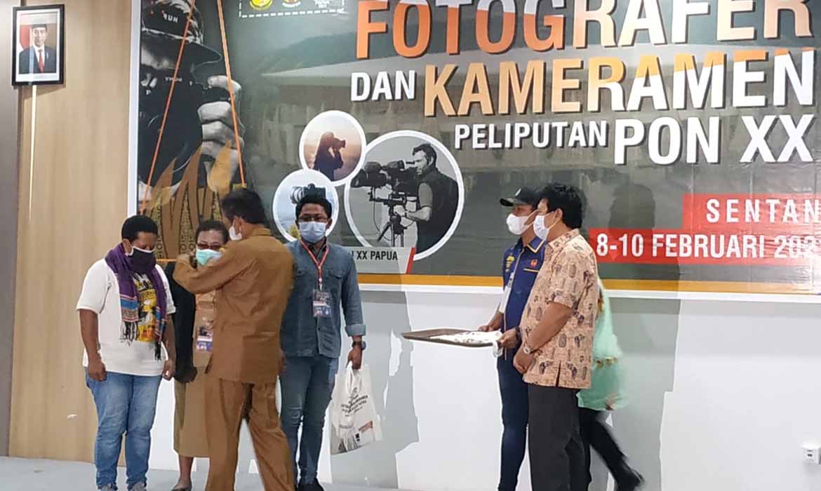 Pelatihan Fotografi PON Papua Hadirkan Para Senior Fotografi