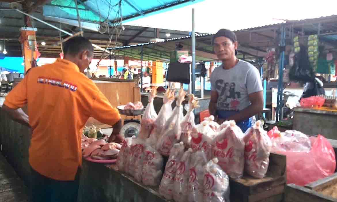 Persediaan Daging Selama Idul Fitri di Kabupaten Mimika Sangat Aman