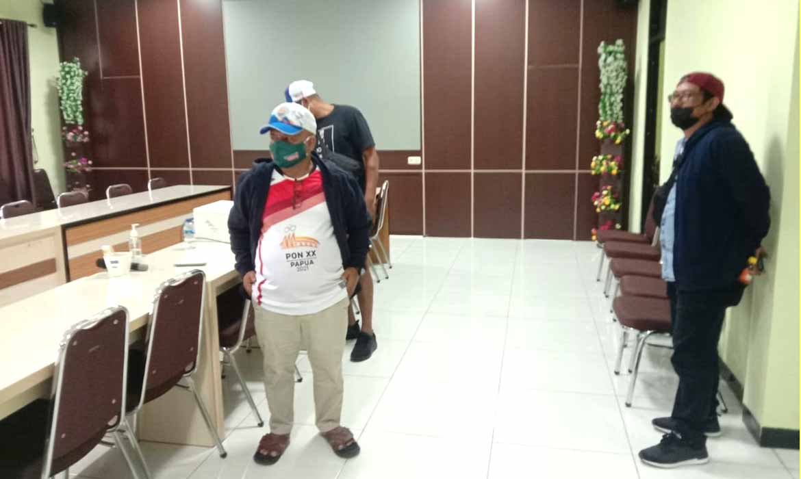 Humas PPM PB PON Sambangi Sekretariat Sub PB PON Mimika