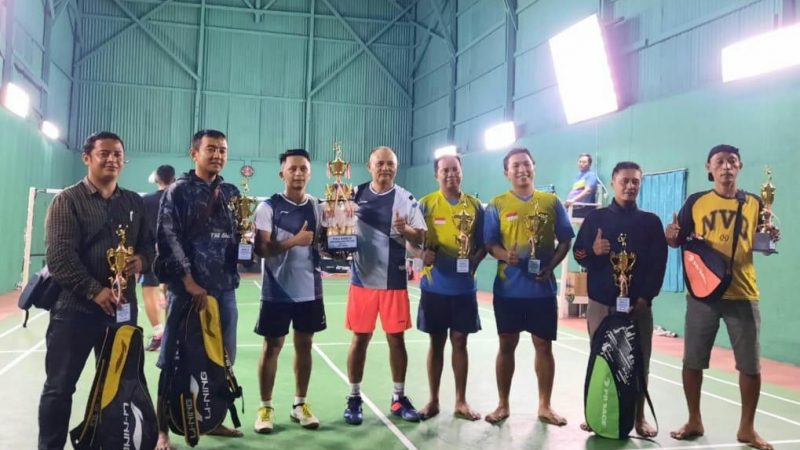 PB Arwassy Gelar Turnamen Bulutangkis Antar Member