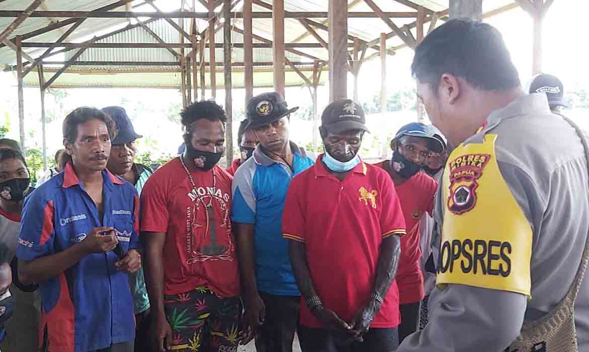 Tanah Mimika Terlalu Kaya Untuk Menjadi Miskin