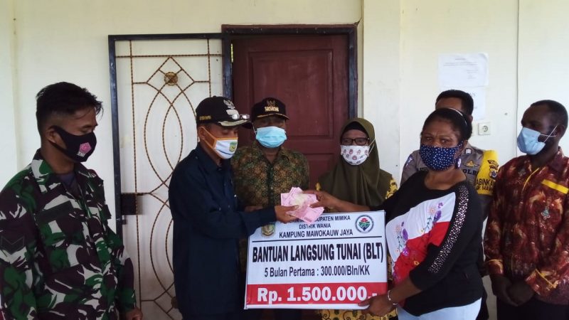 146 KK di Kampung Mawokauw Jaya Terima BLT 5 Bulan Pertama