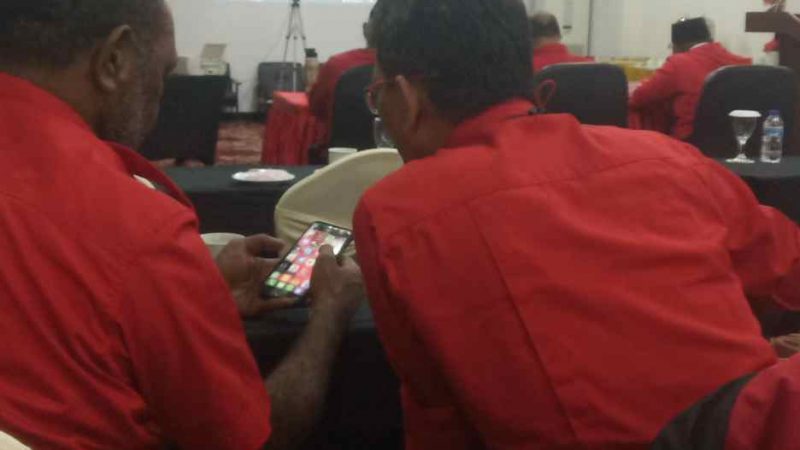 Rakerda II PDI Perjuangan Papua Melalui Zoom Dibuka Oleh Komarudin Watubun