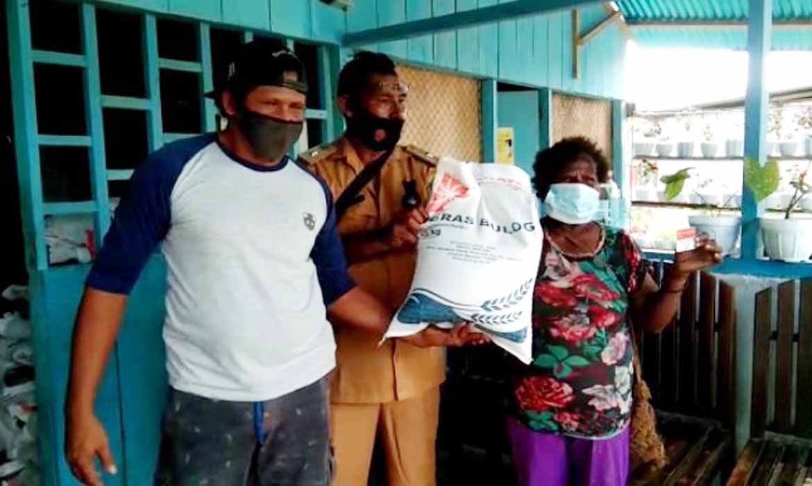 275 KK di Nawaripi Terima Bantuan PKH