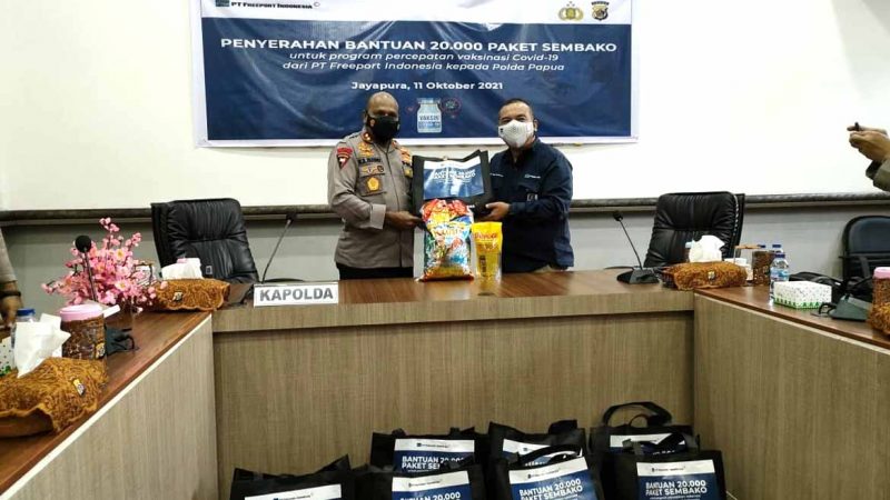Freeport Indonesia Serahkan 20.000 Paket Sembako Dukung Percepatan Vaksinasi Covid-19 di Jayapura