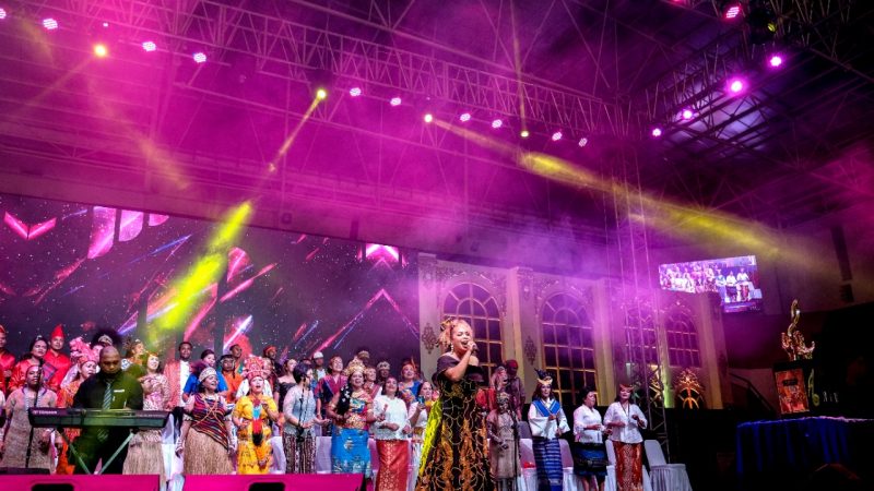 Penutupan Pesparawi XIII Se-Tanah Papua Dipenuhi Semarak Perpaduan Budaya Agama Dan Nasionalisme