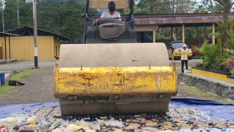 Polres Mimika Musnahkan Ribuan Liter Miras