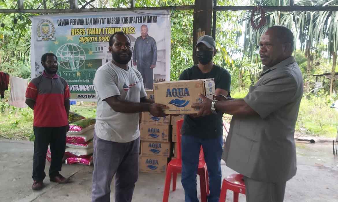 Reses Dapil V, Nathaniel Murib Beri Bantuan Pemuda dan Konfrensi Wilayah GKII