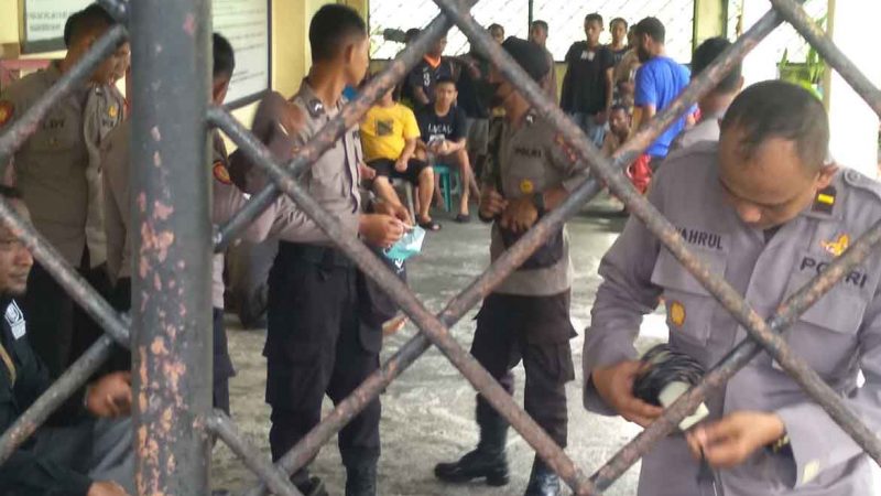 Cegah Adanya Barang Berbahaya di Rutan, Polres Mimika Laksanakan Razia