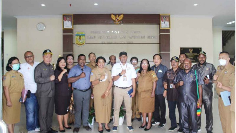 Kunjungan Komisi B ke Disnak, Belum Ditemukan Gejala Penyakit PMK di Mimika
