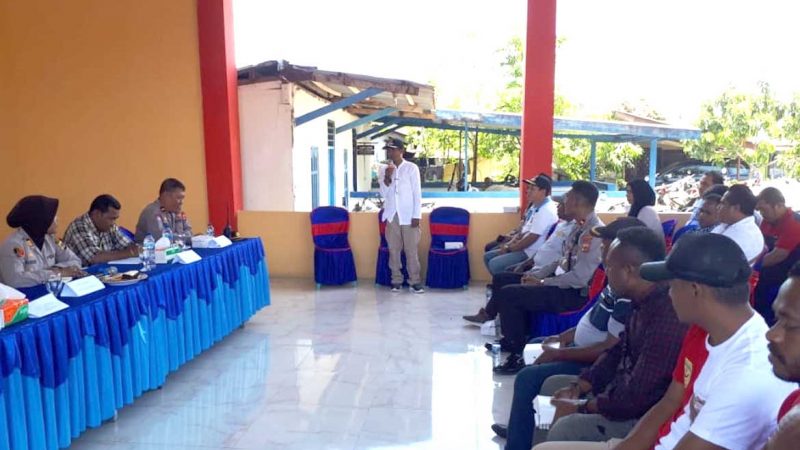 Jaga Kamtibmas Tetap Kondusif dan Sosialisasi Penerimaan Bintara Rekpro 2023 Kapolsek Miru Silahturahmi Bersama Stakeholder
