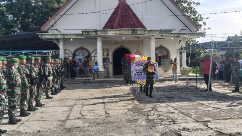 Plt. Bupati Pimpin Upacara Pelepasan Alm. Luchius Maniagasi Veteran Pejuang Kemerdekaan RI