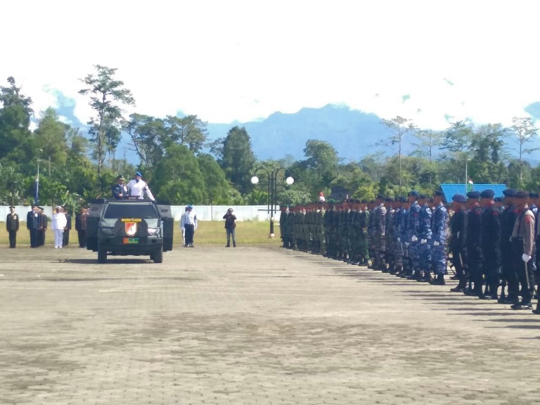 HUT TNI ke-77 di Mimika Berlangsung Khidmat, Hasil Survei Kepercayaan Rakyat Kepada TNI Semakin Tinggi