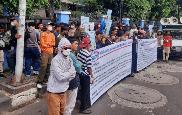 Geruduk Mabes Polri dan Kejagung, Massa Desak Polisi Tangkap Sejumlah Oknum Pemfitnah Plt Bupati Mimika
