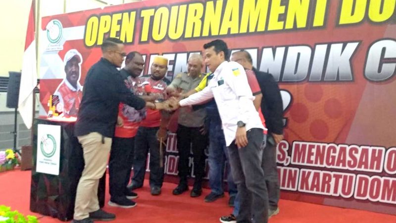 Open Tournament Domino Willem Wandik Cup 2022 Diikuti Ratusan Peserta