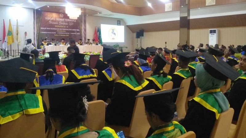 STKIP Hermon Timika Wisudakan 44 Orang