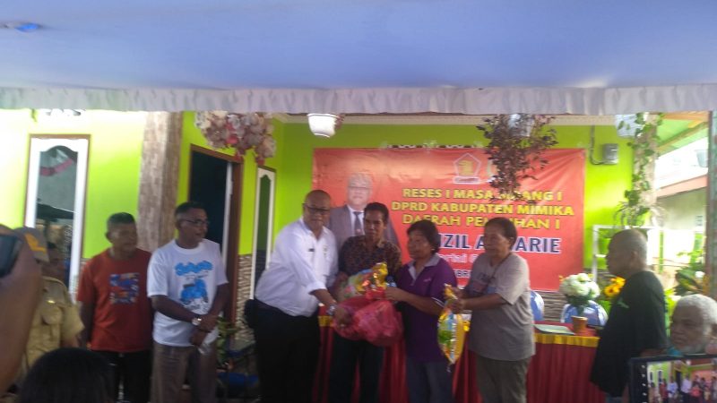 Tanzil Azharie Gelar Reses di Kelurahan Kwamki, Warga minta Jalan Masuk Kompleks Wowor di Aspal dan Lampu Penerangan Jalan