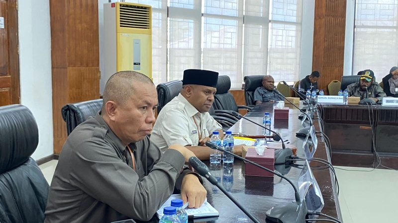 Komisi B Gelar RDP Dengan Lintas Instansi Tentang Pengawasan di PPI Poumako