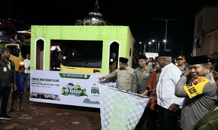 Plt Bupati Mimika Lepas Pawai Takbir Idul Fitri 1444 Hijriah
