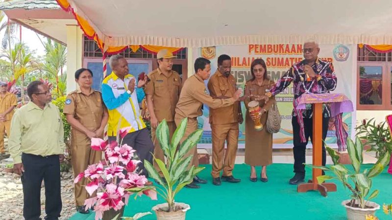 Plt Bupati Mimika Johannes Rettob Buka Pelaksanaan Ujian Sekolah SMA/SMK se-Kabupaten Mimika