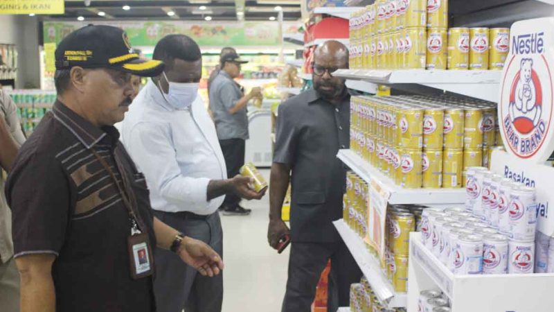 Sidak Ke Diana Supermarket, Komisi B Himbau Tidak Jual Barang Kadaluarsa