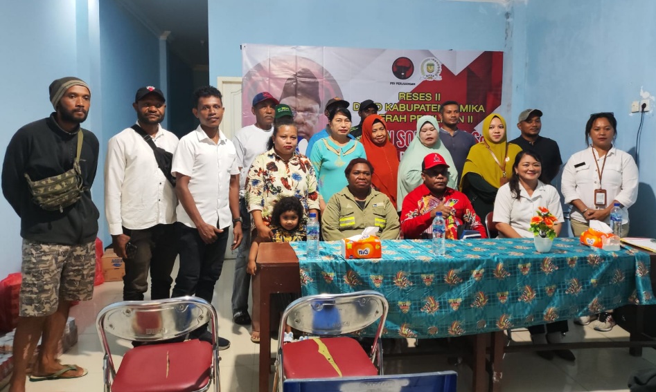 Reses di Kelurahan Koperapoka, Yulian Solossa Terima Berbagai Keluhan Warga