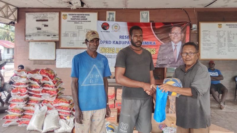 Warga Kampung Kawar Usul Pengerukan Sungai dari Kokonao ke Amar saat Reses Anggota DPRD Thobias Maturbongs