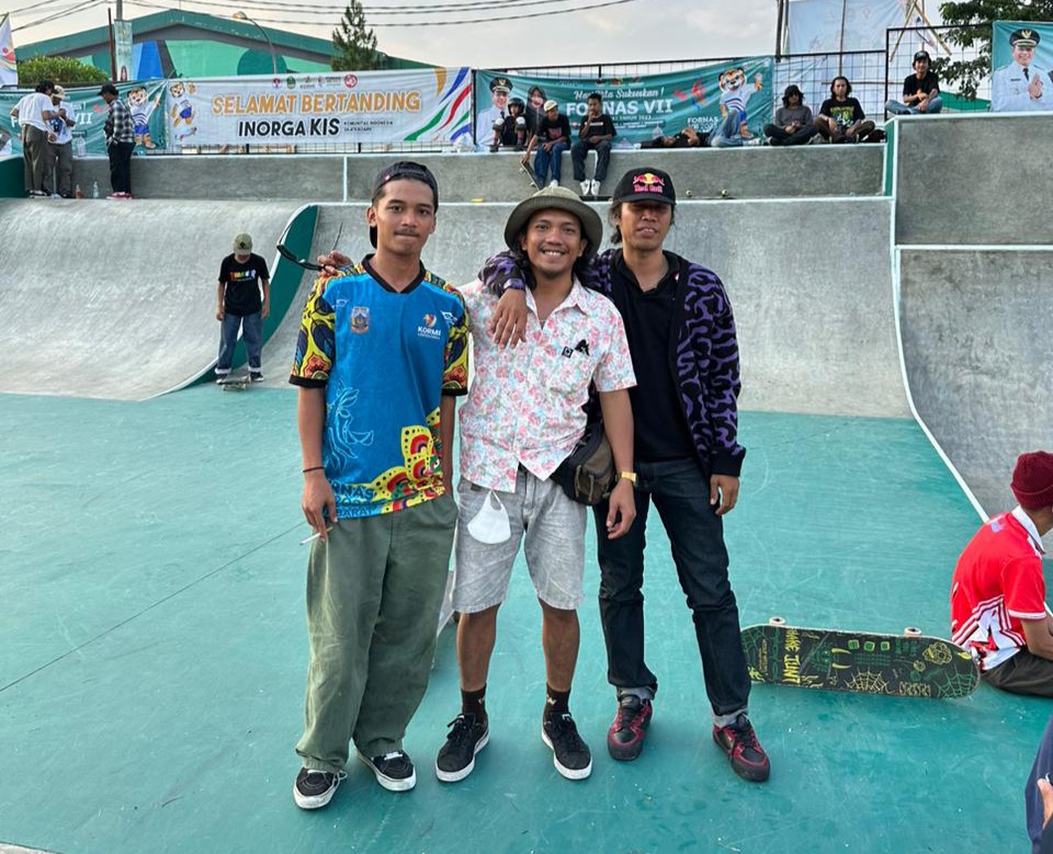 Pegiat Skateboard Papua Tengah Raih Emas di Ajang FORNAS VII Jawa Barat