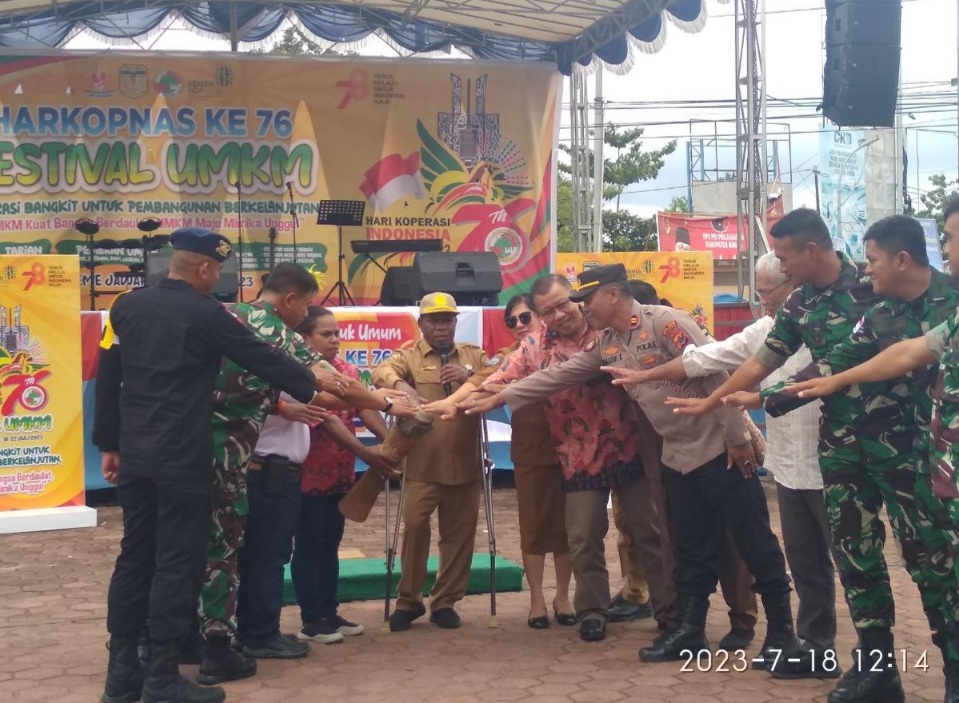 Festival UMKM Digelar, Pemkab Komitmen Dorong Pertumbuhan UMKM Mimika