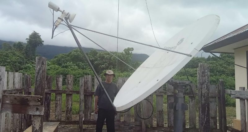 VSAT di Potowayburu Telah Diaktifkan oleh Diskominfo