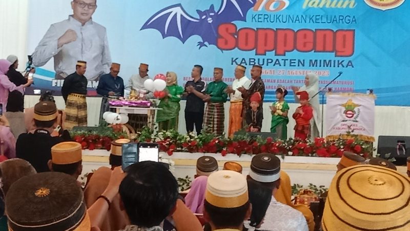 HUT 16 KKS Mimika Diwarnai dengan Pemotongan Tumpen, Sebagai Ungkapan Syukur