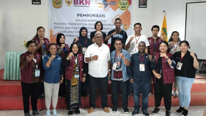 Wabup John Rettob Pantau Ujian CAT Tenaga PPPK Formasi Kesehatan dan Guru, Berharap Semua Peserta Lulus