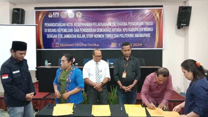 Sukseskan Pilkada 2024, KPU Mimika Teken MoU Dengan Tiga Kampus di Timika