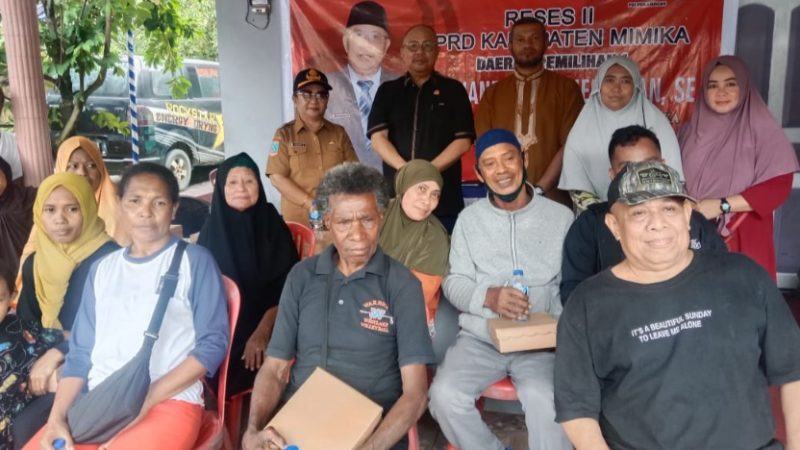Warga Koperapoka Keluhkan Soal Air Bersih Saat Reses, Jhon Thie : Masih Banyak Yang Belum Nikmati