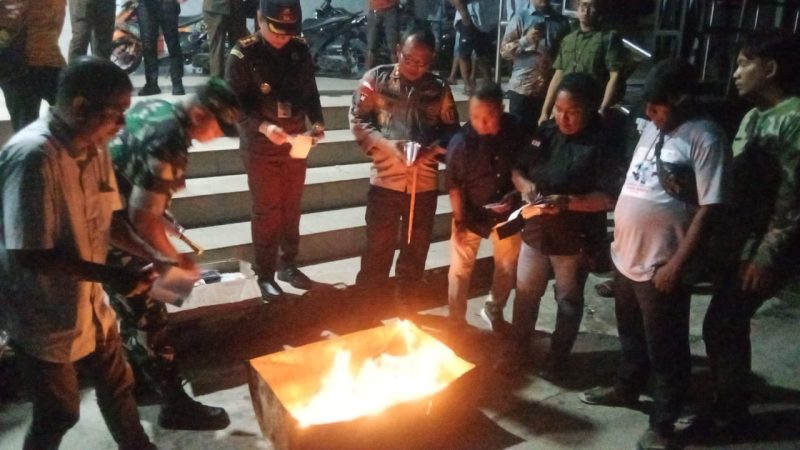 KPU Mimika Musnahkan Surat Suara Lebih, Segini Jumlahnya