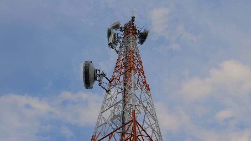 Lanjutkan Ekspansi ke Indonesia Timur, Indosat Hadirkan Jaringan Cepat di Timika