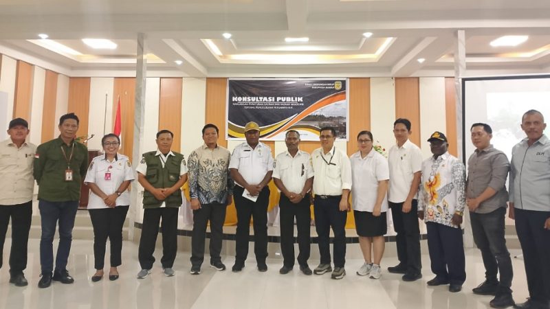 DLH Mimika Gelar Konsultasi Publik Ranperda dan Naskah Akademik Tentang Pengelolaan persampahan 