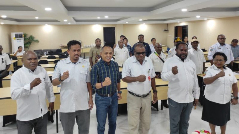 Diskominfo Mimika Gelar Sosialisasi dan Pembinaan KIM 