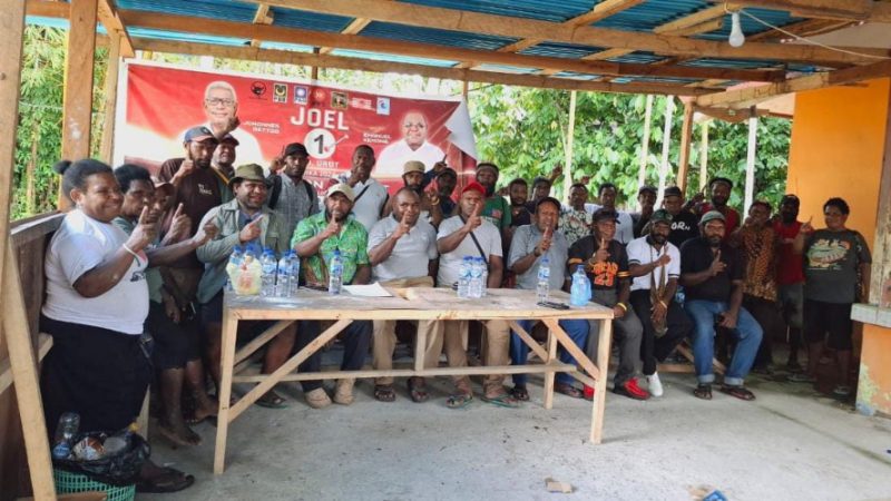 Intelektual Kwamki Narama Bantah Masyarakat Bungkus 11 Ribu Suara Untuk Salah Satu Paslon Peserta Pilkada Mimika