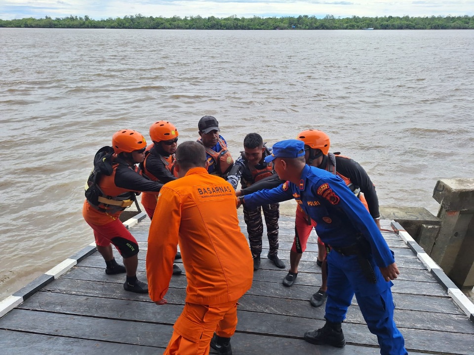 Seorang Nelayan dikabarkan Tenggelam Saat Memperbaiki Jaring Ikan di Perairan Asmat
