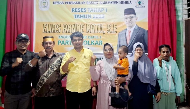 Masa Reses I DPRK Mimika, Elias Rande Ratu Tampung Aspirasi Konstituen Hingga Memberikan Bantuan 