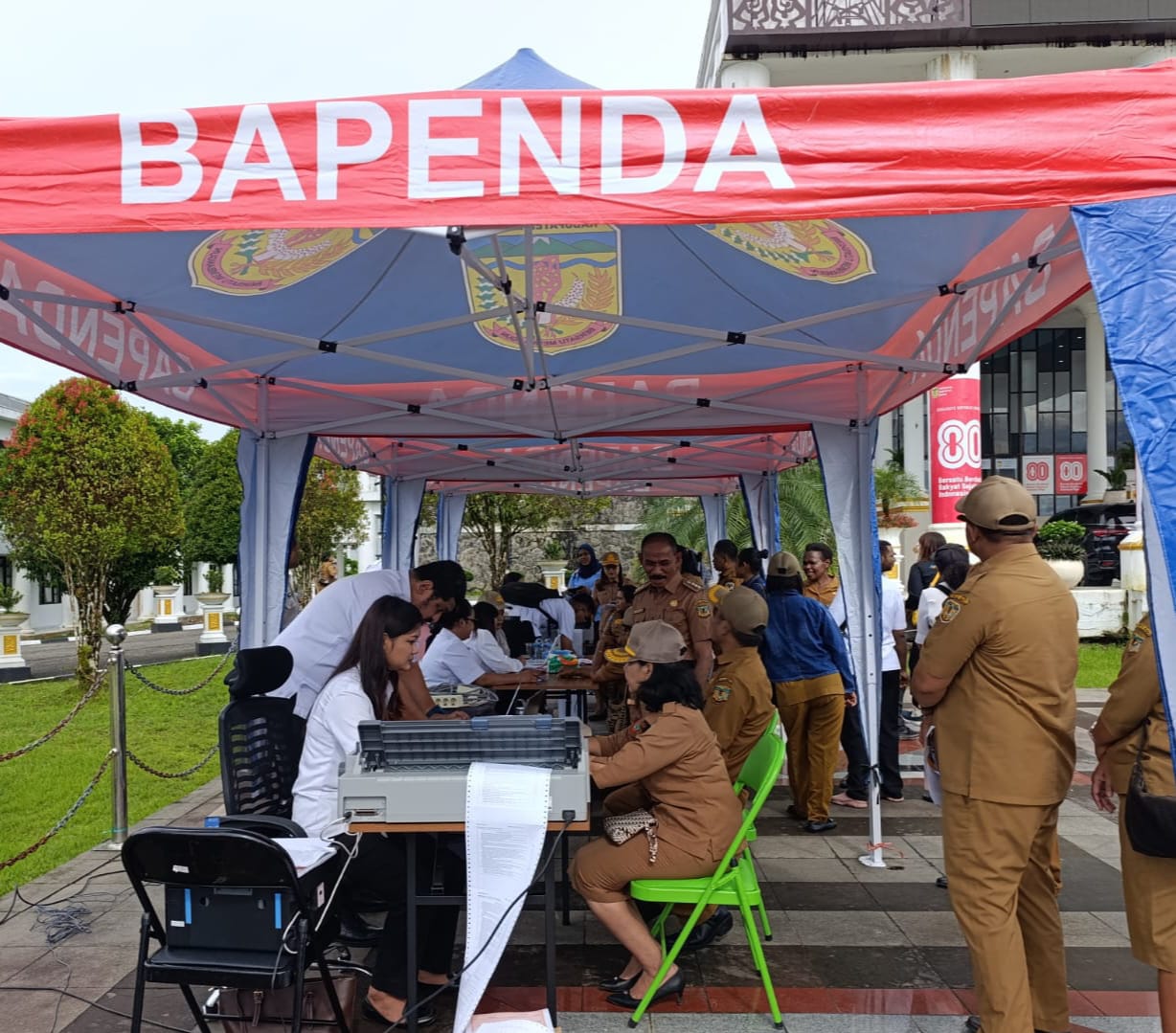 Bapenda Mimika Buka Posko Pelayanan Penghapusan Denda Pajak di Kantor Puspem