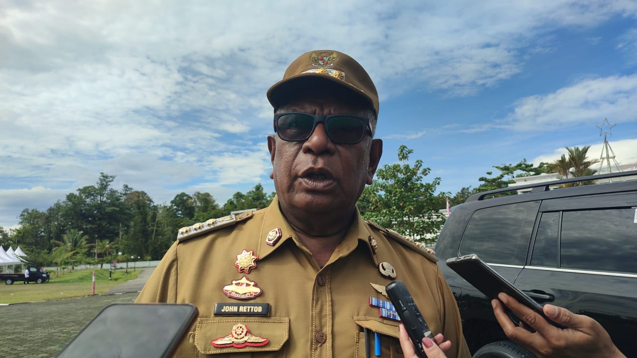 Bupati Mimika Pastikan Hasil Seleksi JPT Diumumkan Akhir Oktober 2025