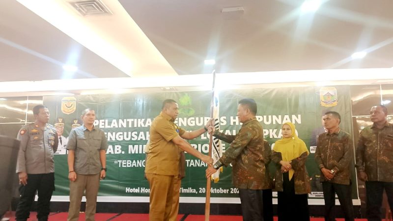 Pengurus HIPKAL Resmi Dilantik, Siap Majukan Sektor Usaha Kayu Lokal di Mimika
