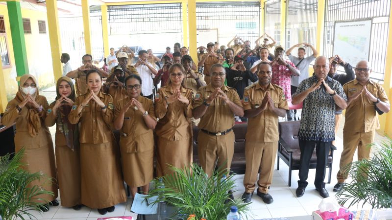 Tingkatkan Kapasitas Pemerintah Kampung, Distrik Iwaka Gelar Sosialisasi Pengelolaan Aset Desa