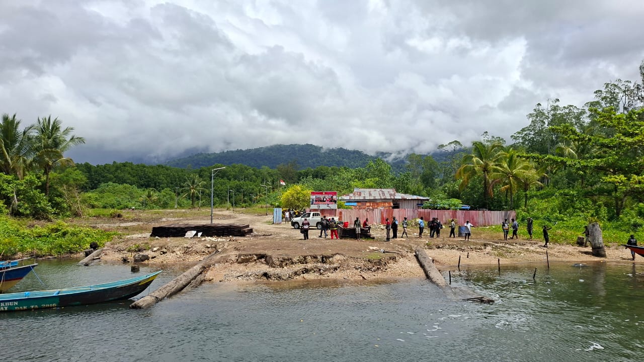 Membangun dari Kampung ke Kota, Bupati dan Wakil Bupati Mimika Kunjungi Tiga Distrik Pesisir, Bakal Resmikan Listrik dan Air Bersih